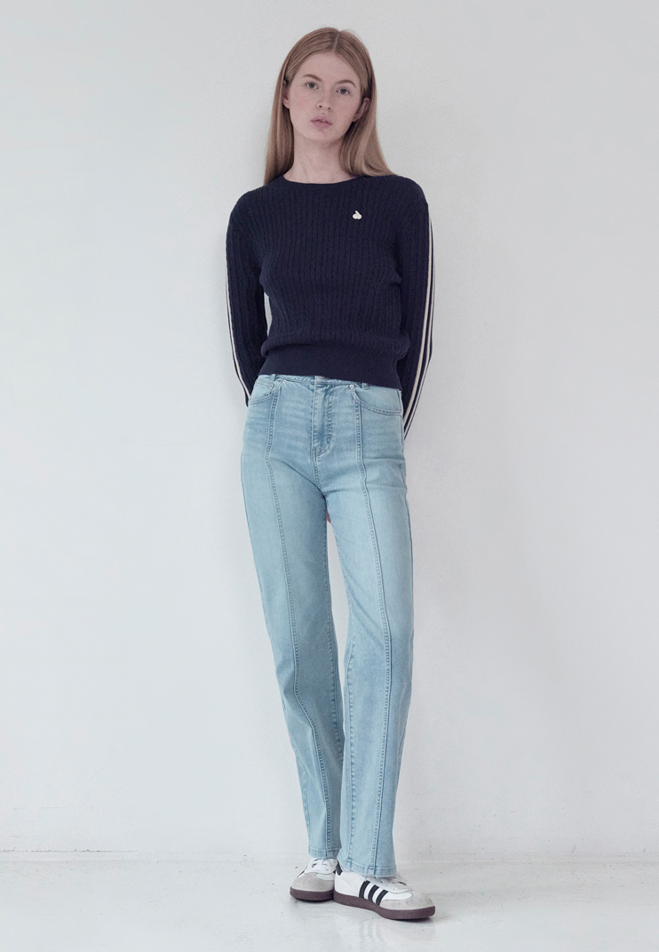 Kirsh Plain Line Point Cable Knit Top