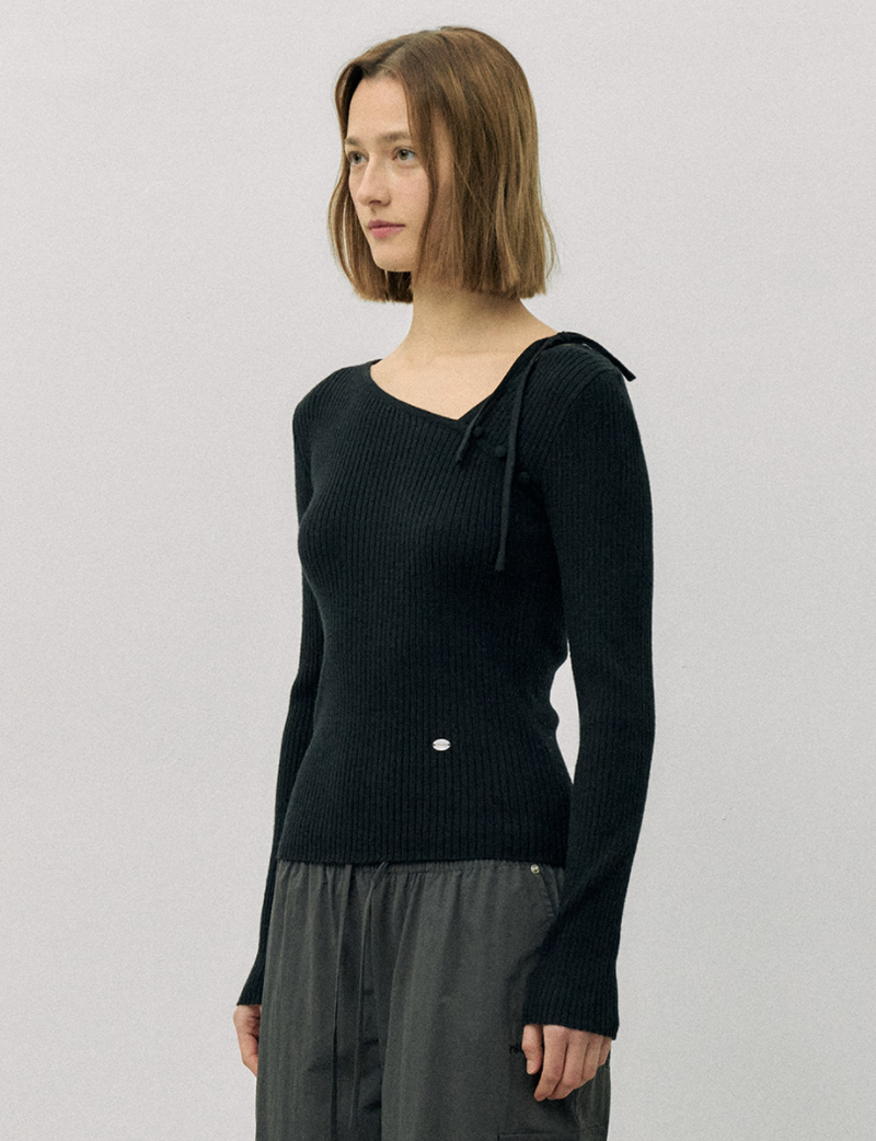 Cut Out Ribbon Knit Black