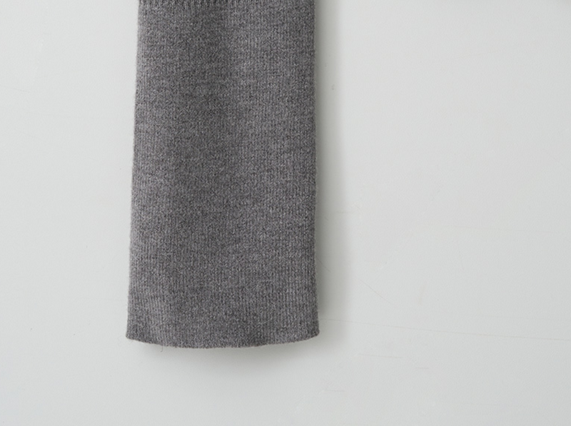 Cut Out Slim Fit Knit Cardigan Grey