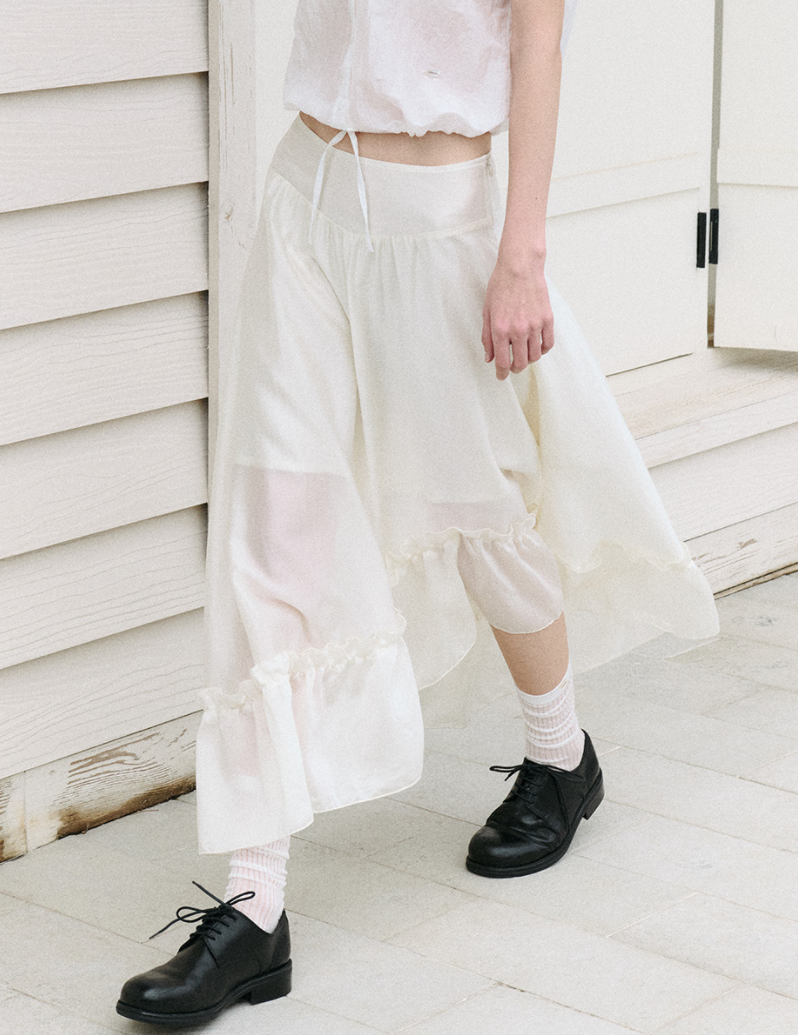 Unbalance Shirring Long Skirt Ivory