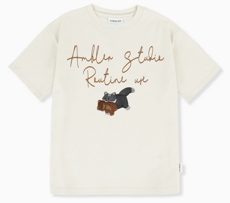 Biting Little Bear T-shirt Ivory