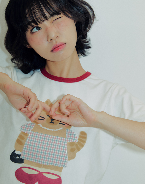 Cat in a Dress T-shirt Ivory
