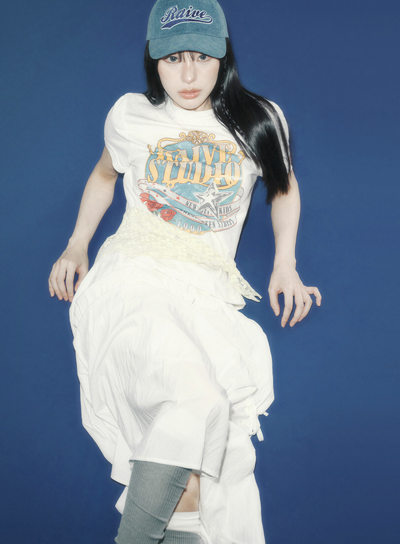 Crown Raive Graphic T-shirt Crop White