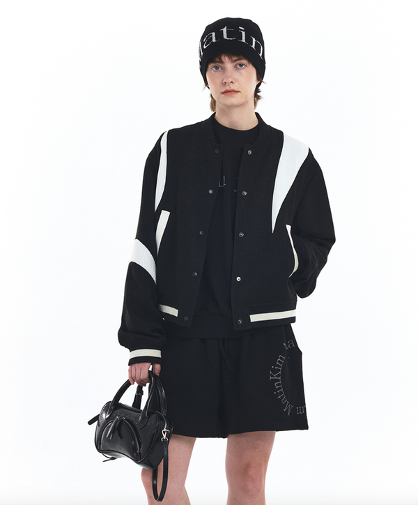 Logo Jacquard Short Beanie in Black