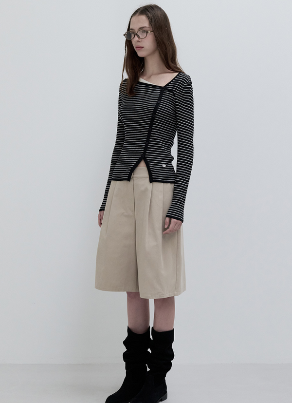 Wool Blended Cut Out Button Knit Black Ivory