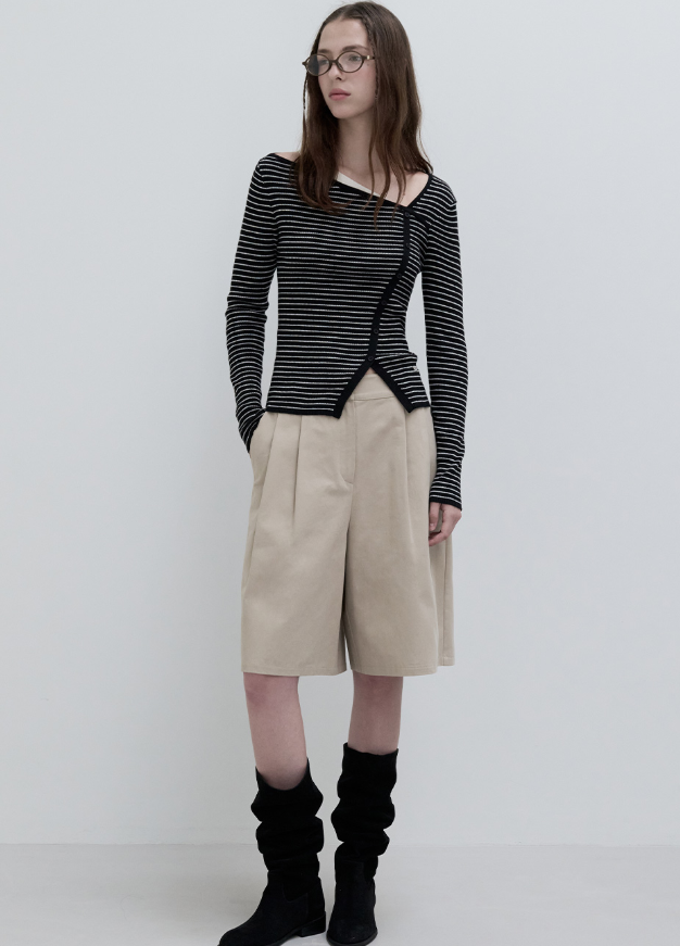 Wool Blended Cut Out Button Knit Black Ivory