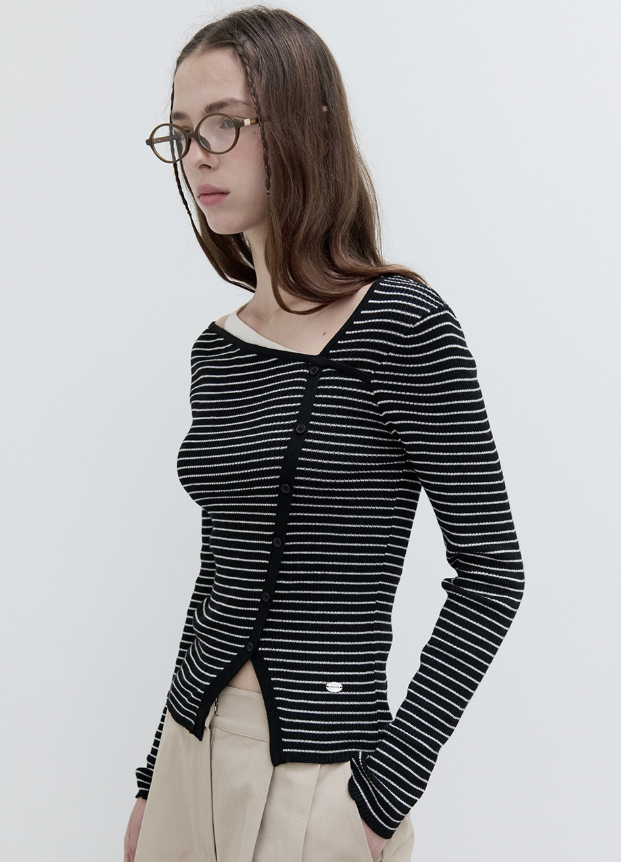 Wool Blended Cut Out Button Knit Black Ivory