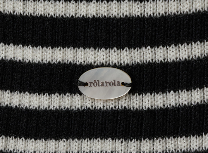 Wool Blended Cut Out Button Knit Black Ivory