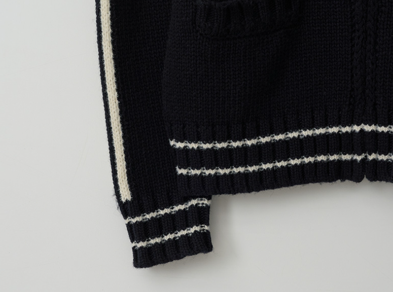 Maison De Rola Embroidery Wool Blended Knit Zip Up Black