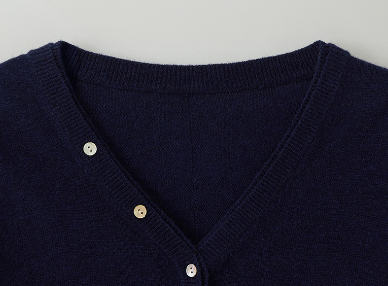 Wool Blended V Neck Cardigan Navy