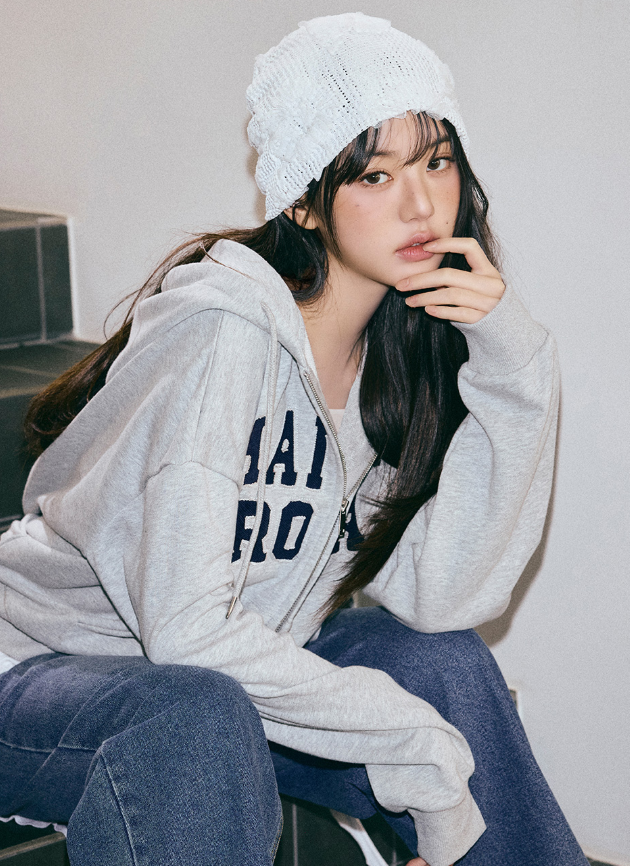 Maison De Rola Embroidery Hood Zip Up Grey