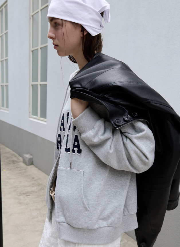 Maison De Rola Embroidery Hood Zip Up Grey