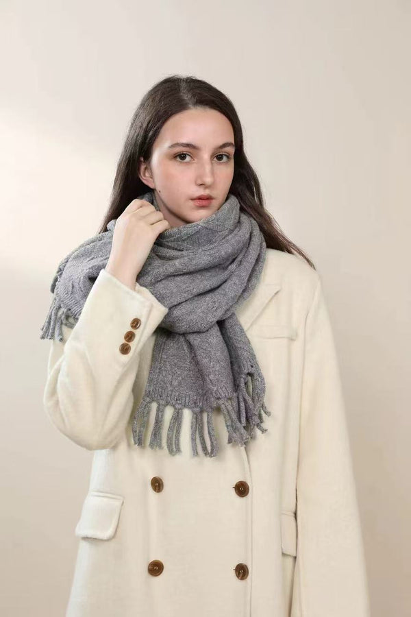 Diamond Pattern Knit Scarf with Tassel