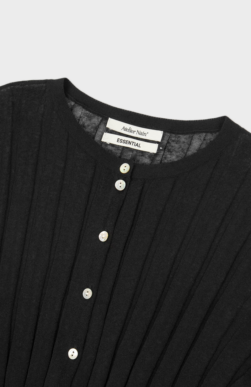 Essential Henne Crop Cardigan Black