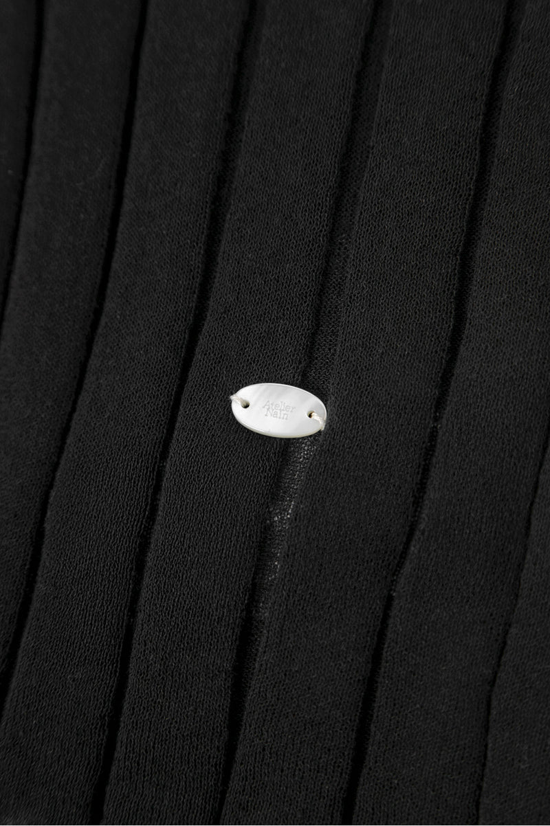 Essential Henne Crop Cardigan Black