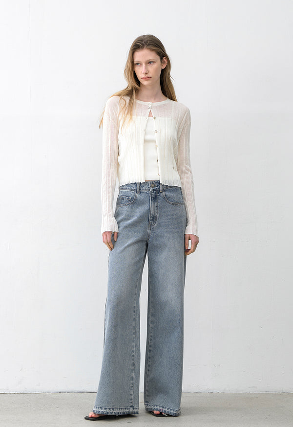 Essential Henne Crop Cardigan Ivory