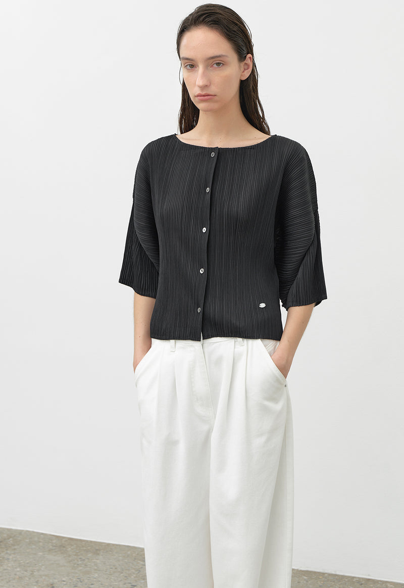 Pleats Boat Neck Half Cardigan