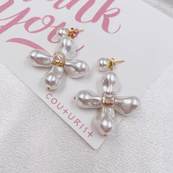 Big Pearl Flower Earrings